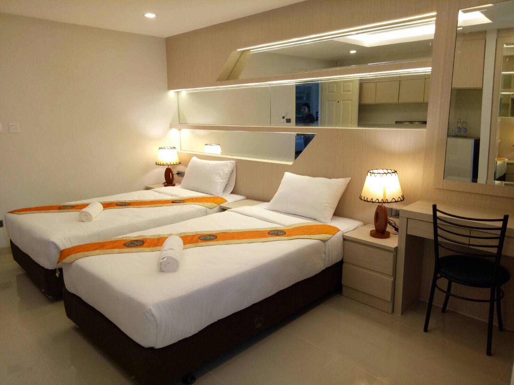 B-your Donmueang Airport -sha Certified Sha Bangkok