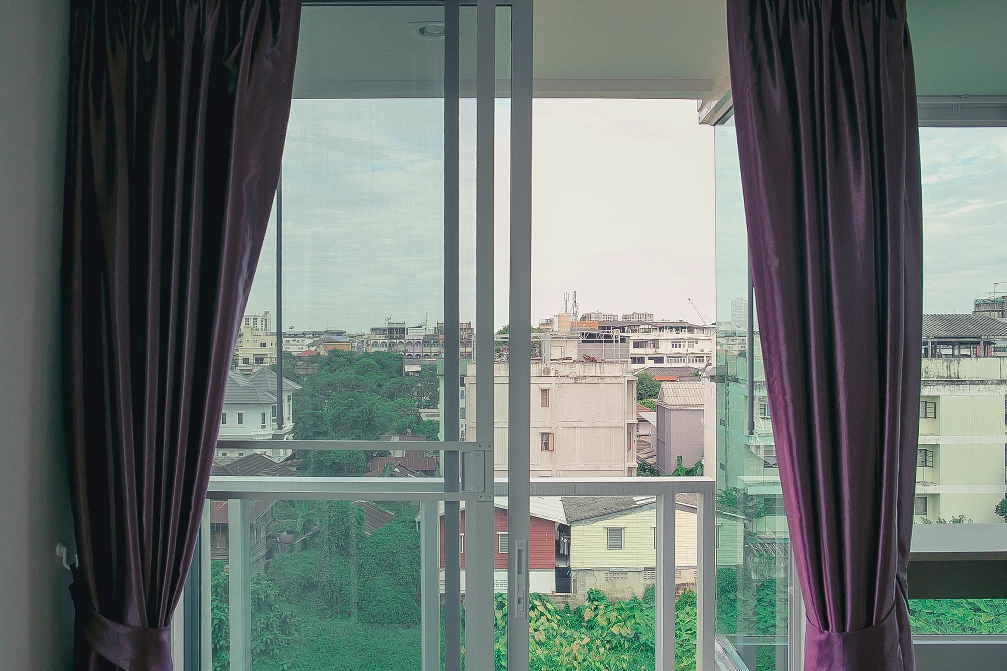 S.e.t Thanmongkol Guest house