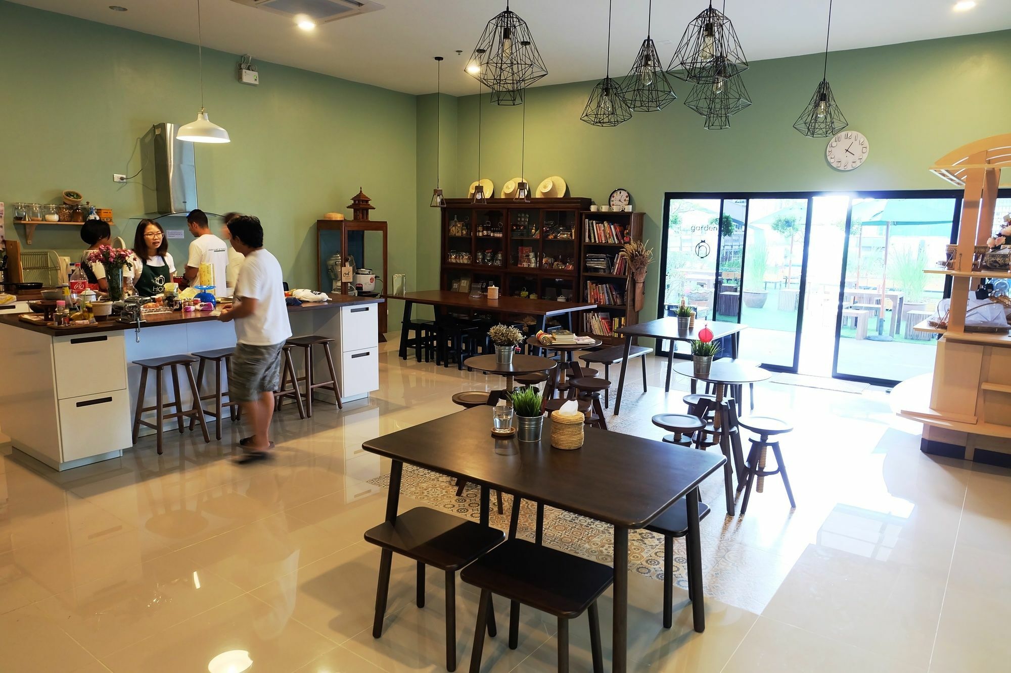 Hom Hostel&cooking Club *