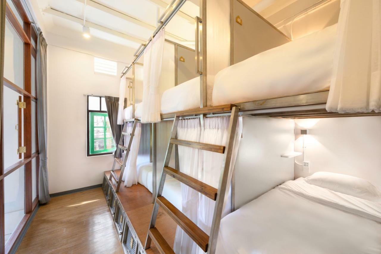 Hostel Rest Is Bangkok