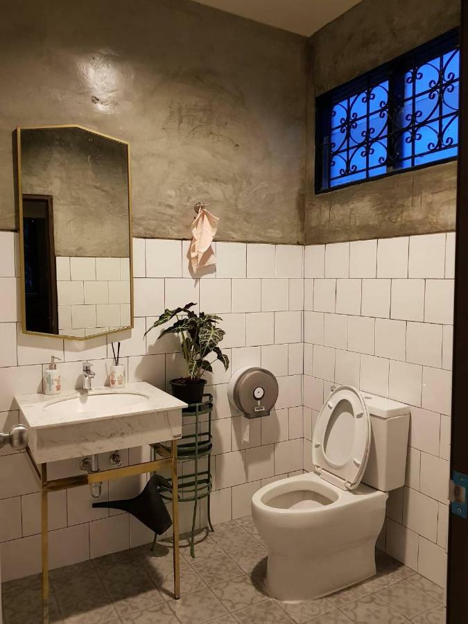 Hostel Yam Yen *