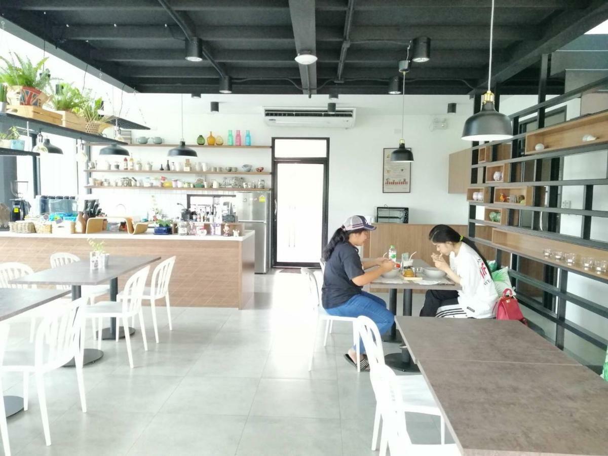 Apartment Baan Mae Suvarnabhumi Airport *