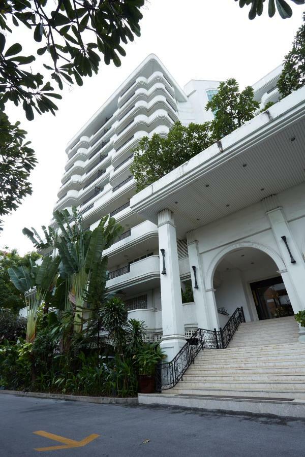 Empire Suites Apartment *