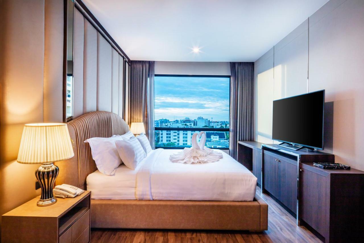 The Grand Sala Thai Hotel