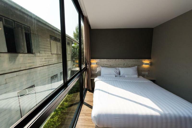 V Varee Hotel