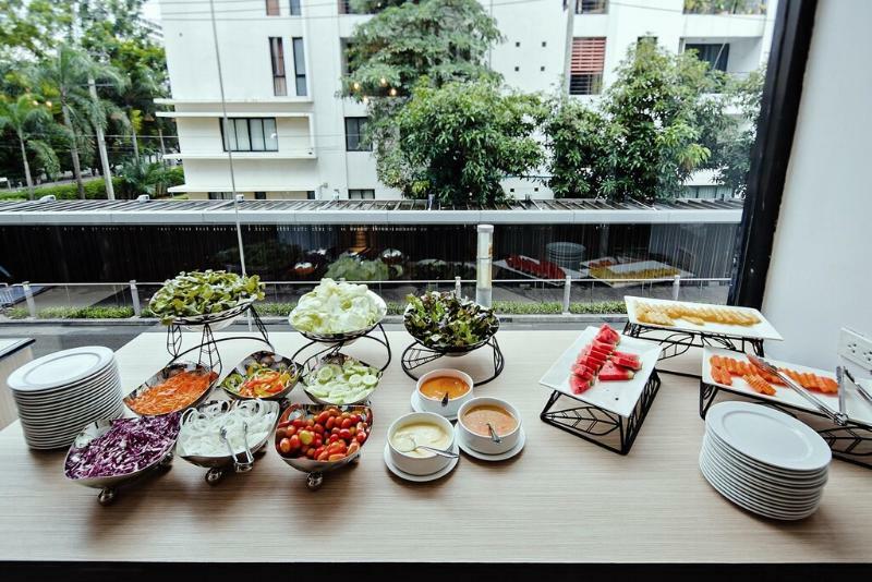 Hotel Three Sukhumvit - Sha Certified