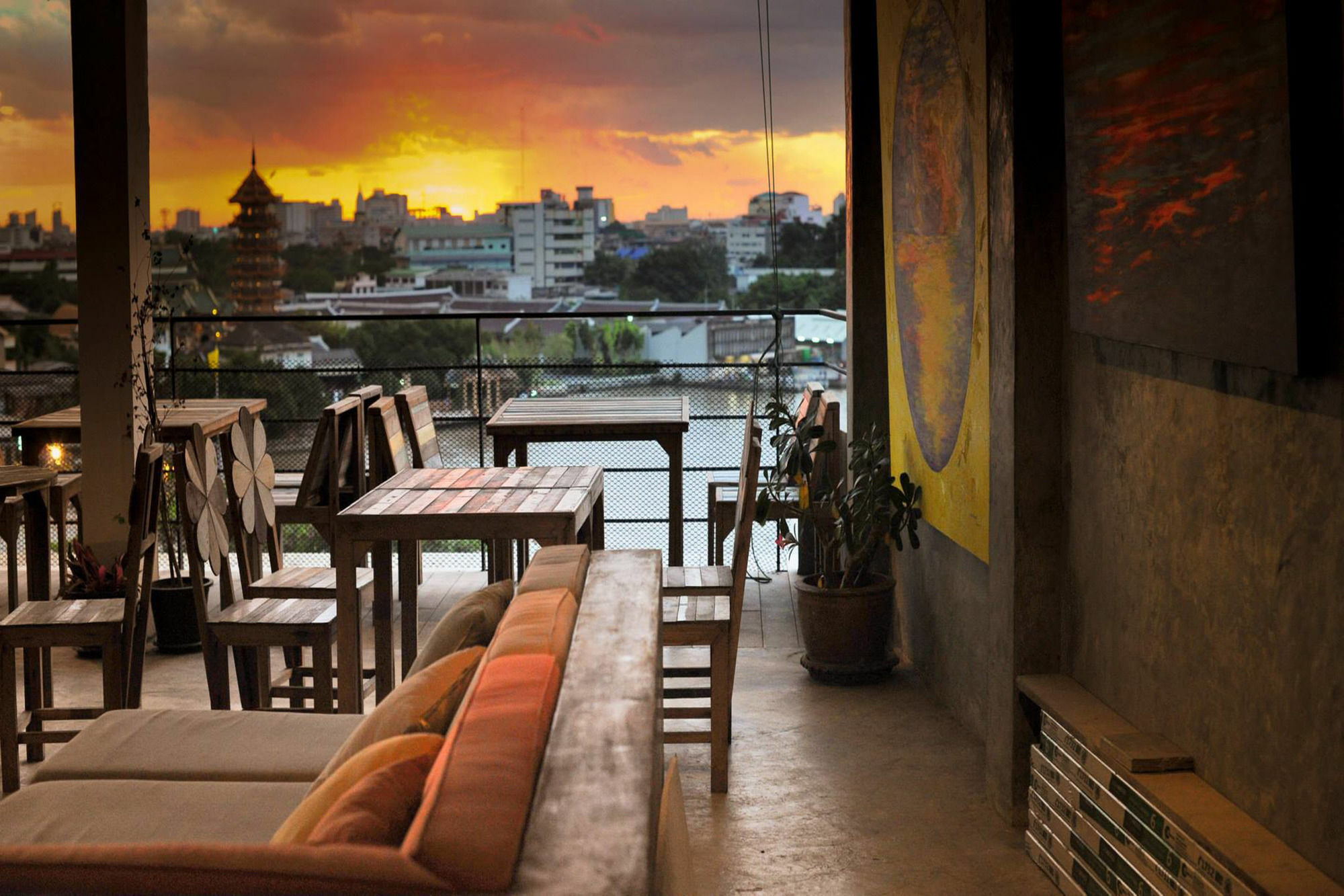 Riverview Guest house 2*