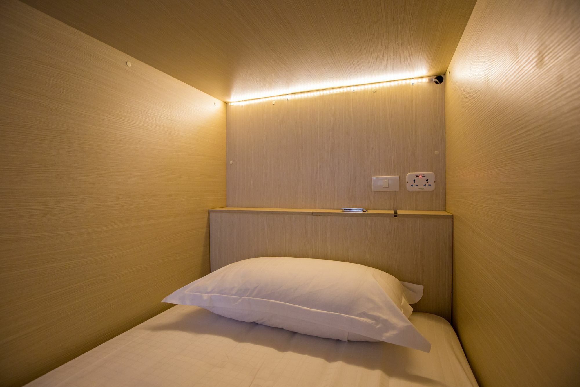 Bed To Asrama *