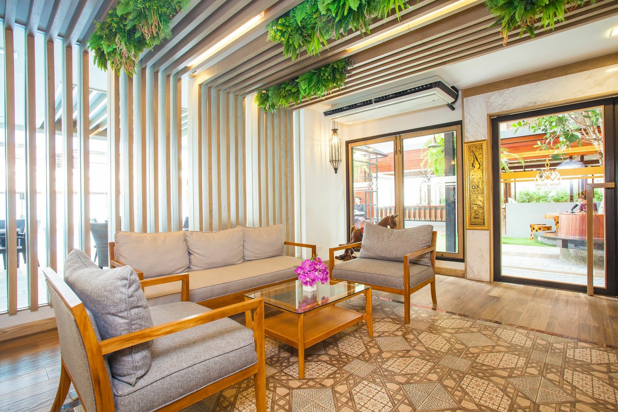 New Siam Palace Hotel 3*