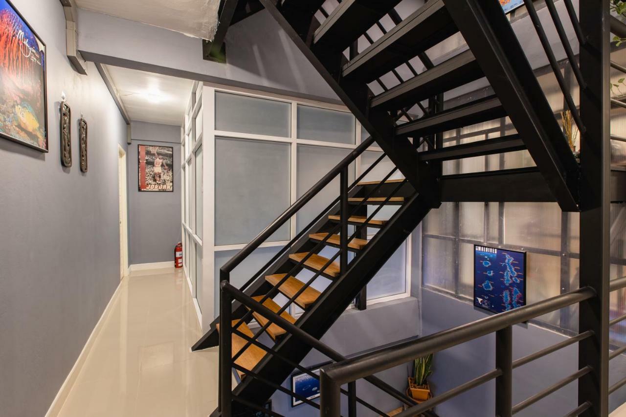 Every Surawong Hotel