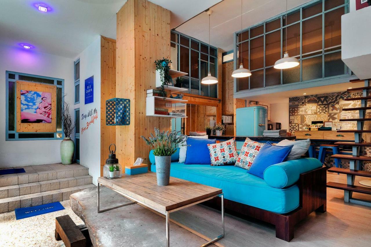 Blu Ari Stylish Gay Poshtel Bangkok