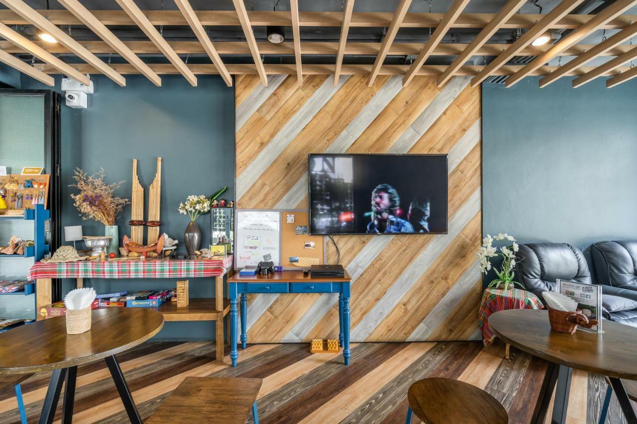 W Station Hotel