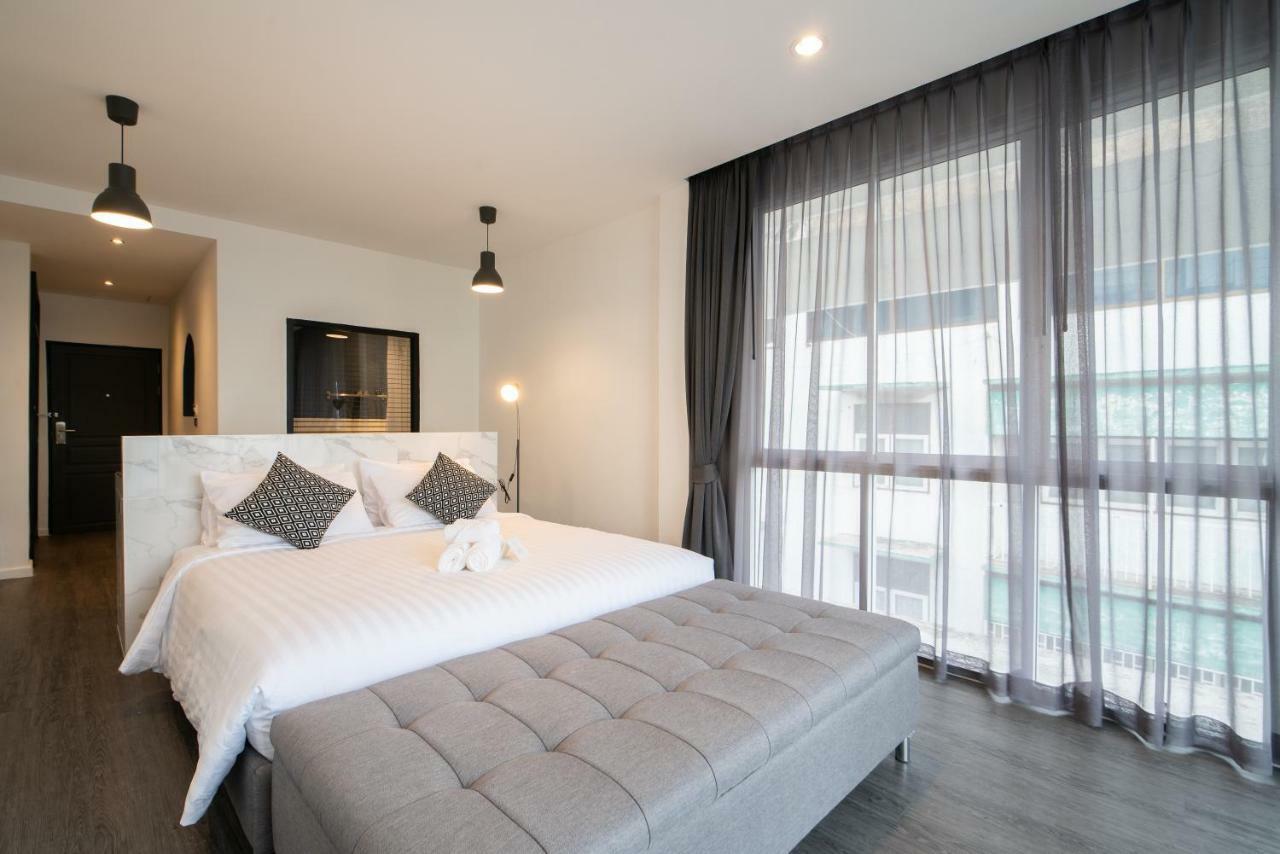 Hotel Kowtha Rivertel