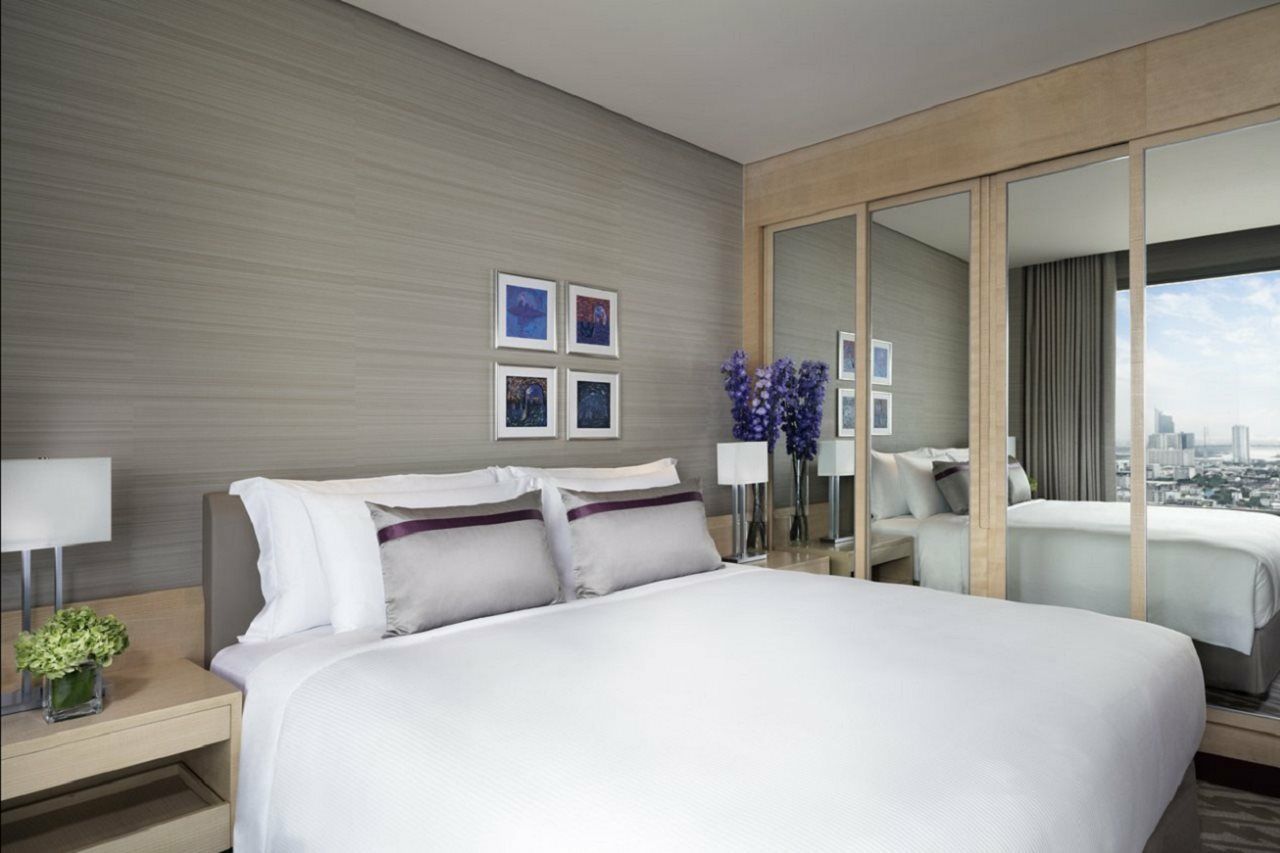 Avani Riverside 5*