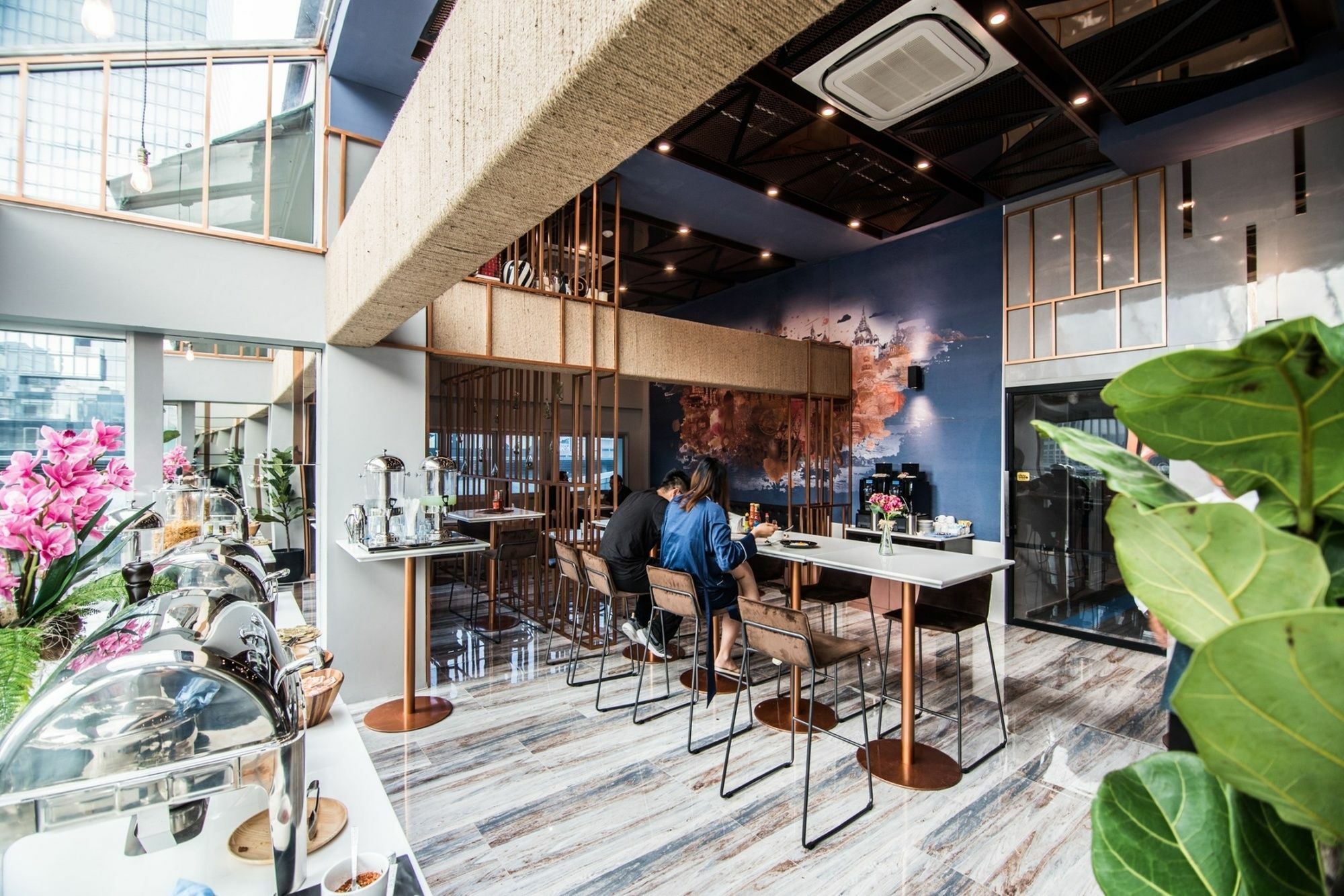 Sora Silom Hotel 4*