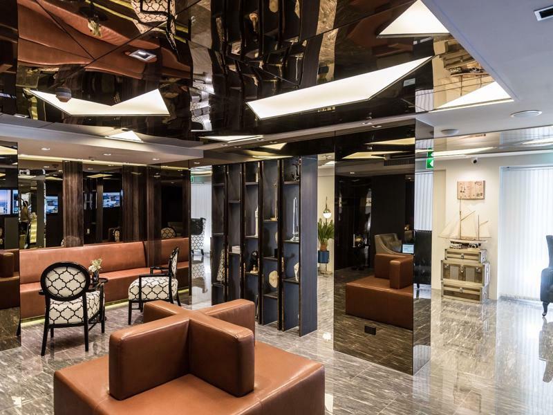 Hotel Sora Silom 4*
