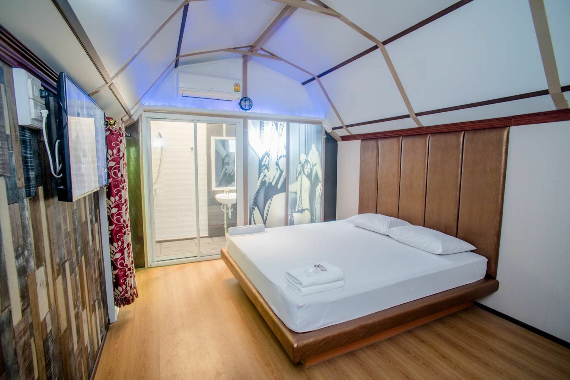 Kurina (adults Only) Holiday park