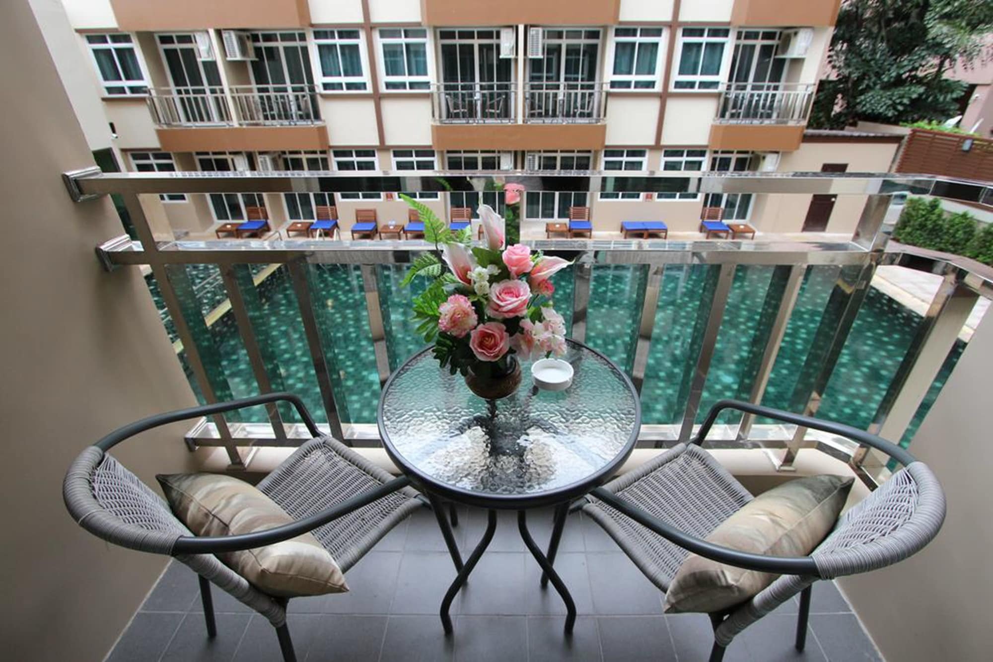 Le Hotel 5*