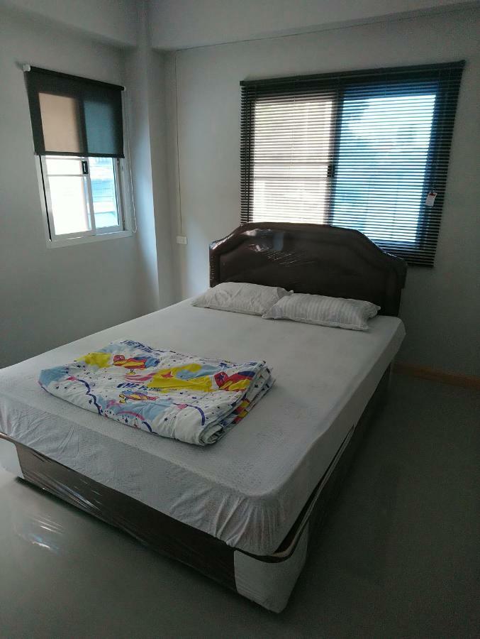 808 Pangsapuri Bangkok