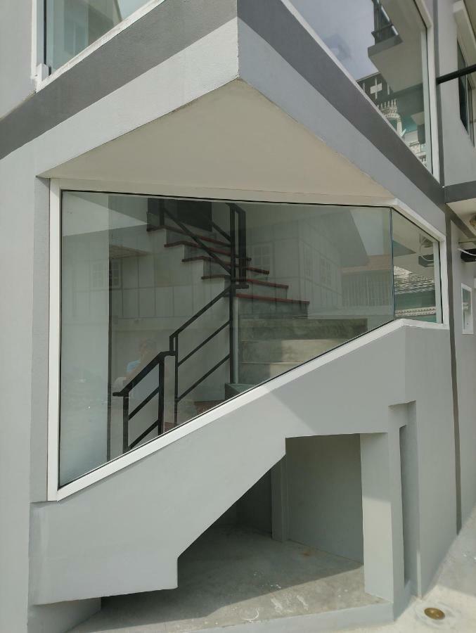 808 Pangsapuri *