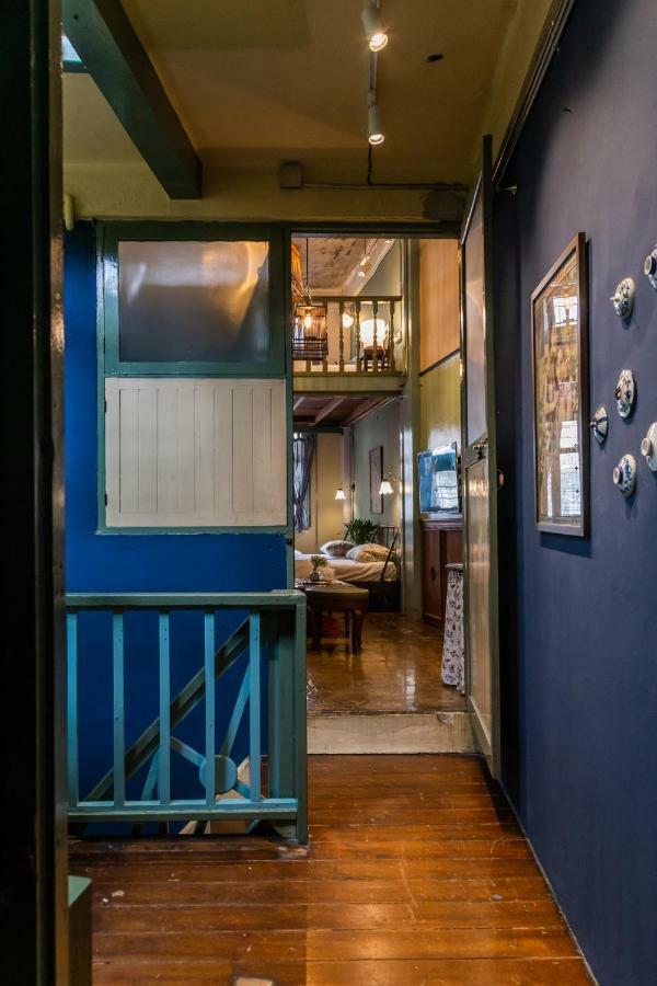 Live Local Cafe & - 420 Friendly Homestay