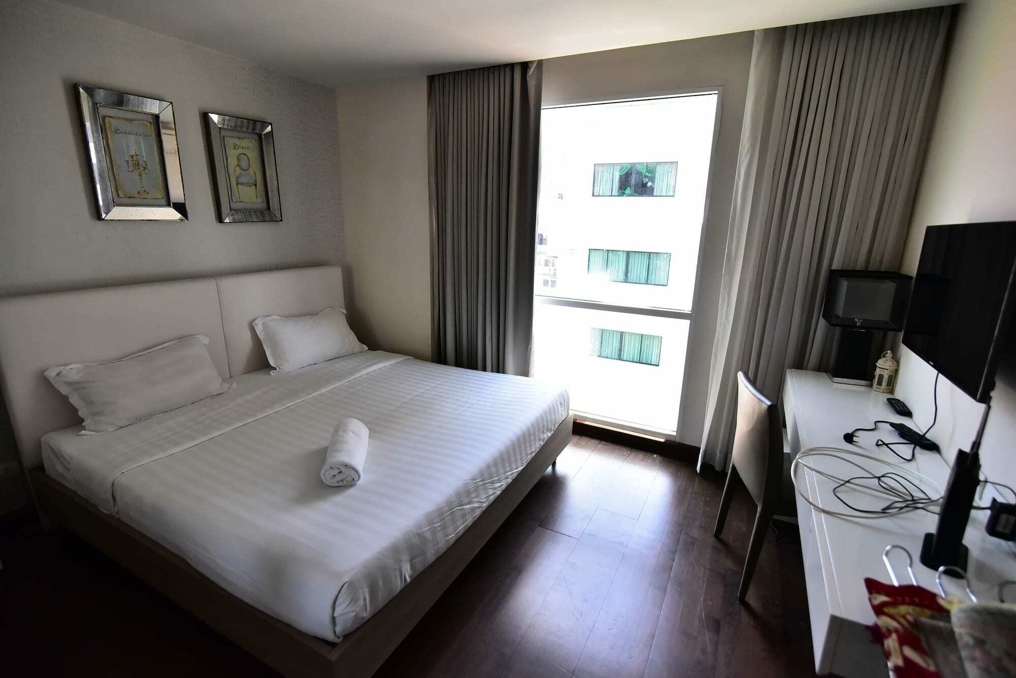 Apartment Liv At 5 *