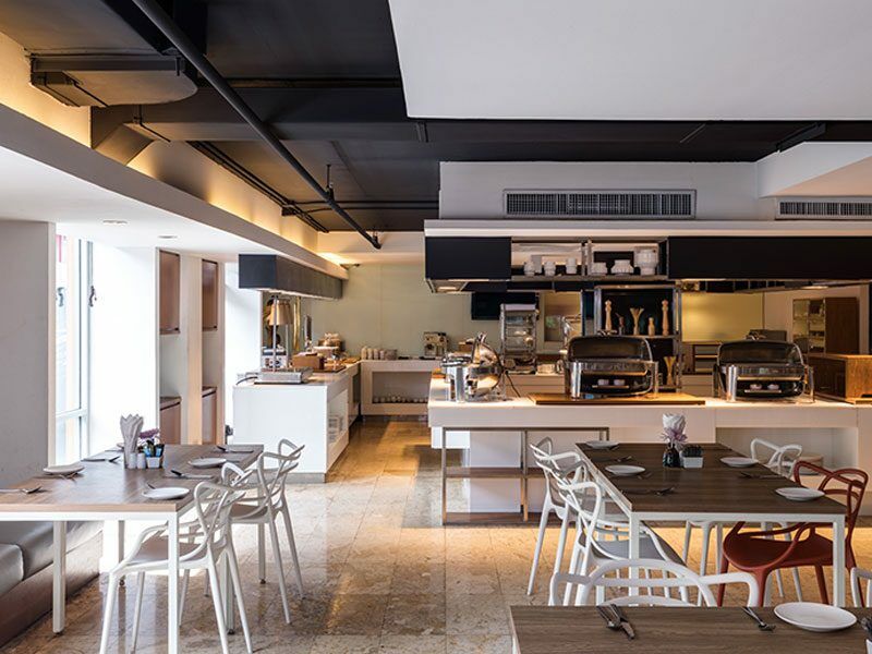 S15 Sukhumvit Hotel 4*