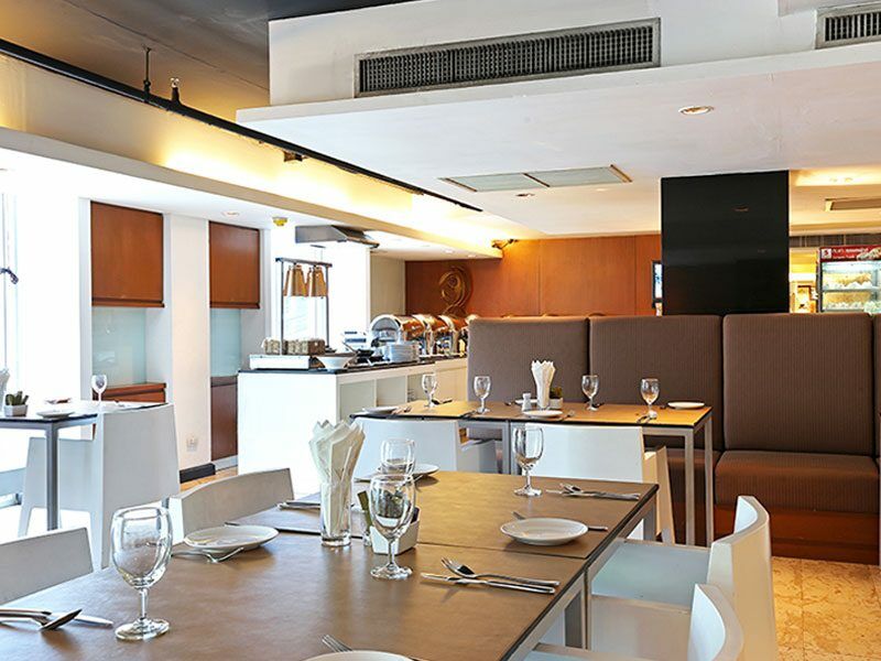 S15 Sukhumvit Hotel
