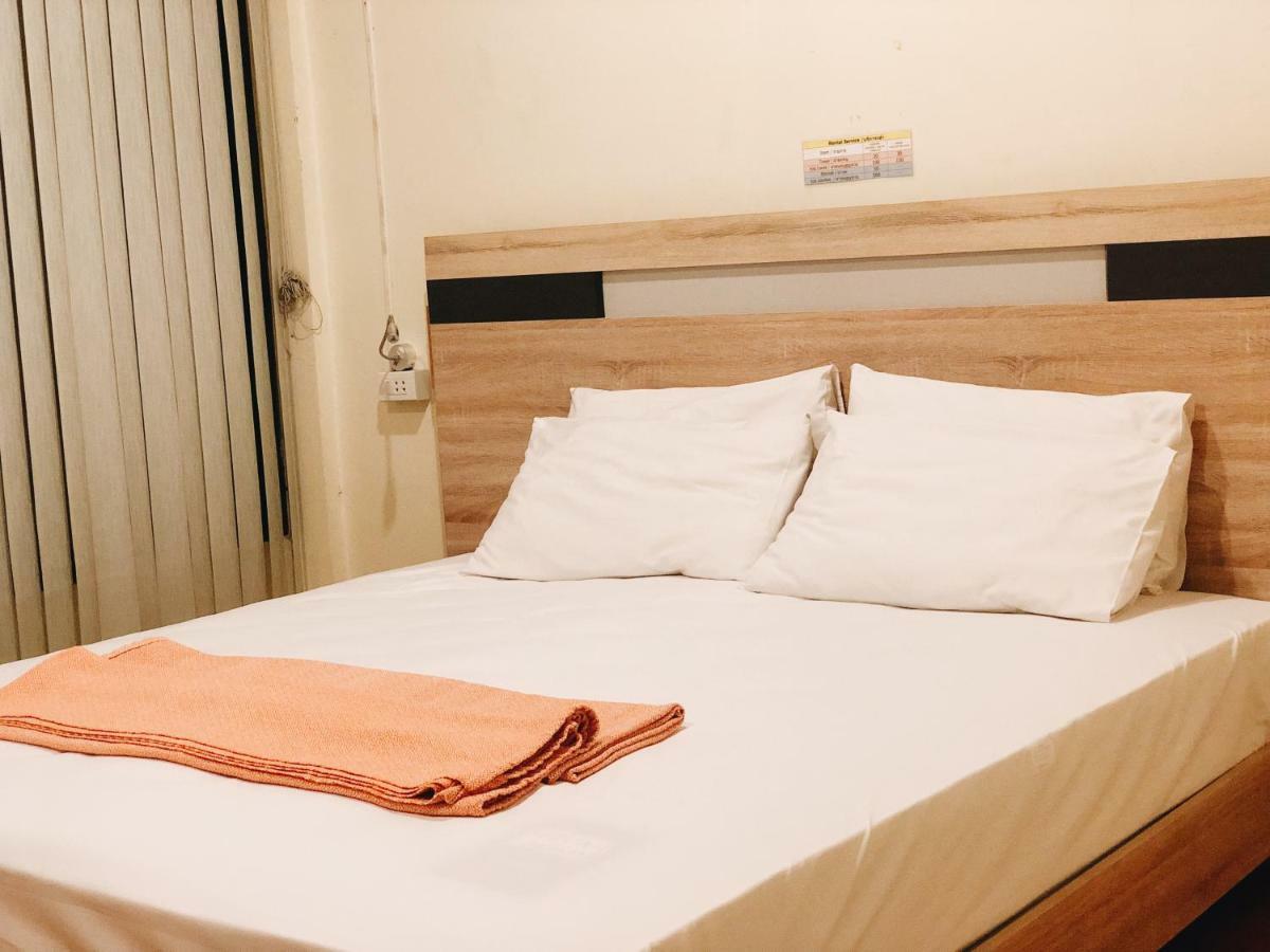 305hostel *