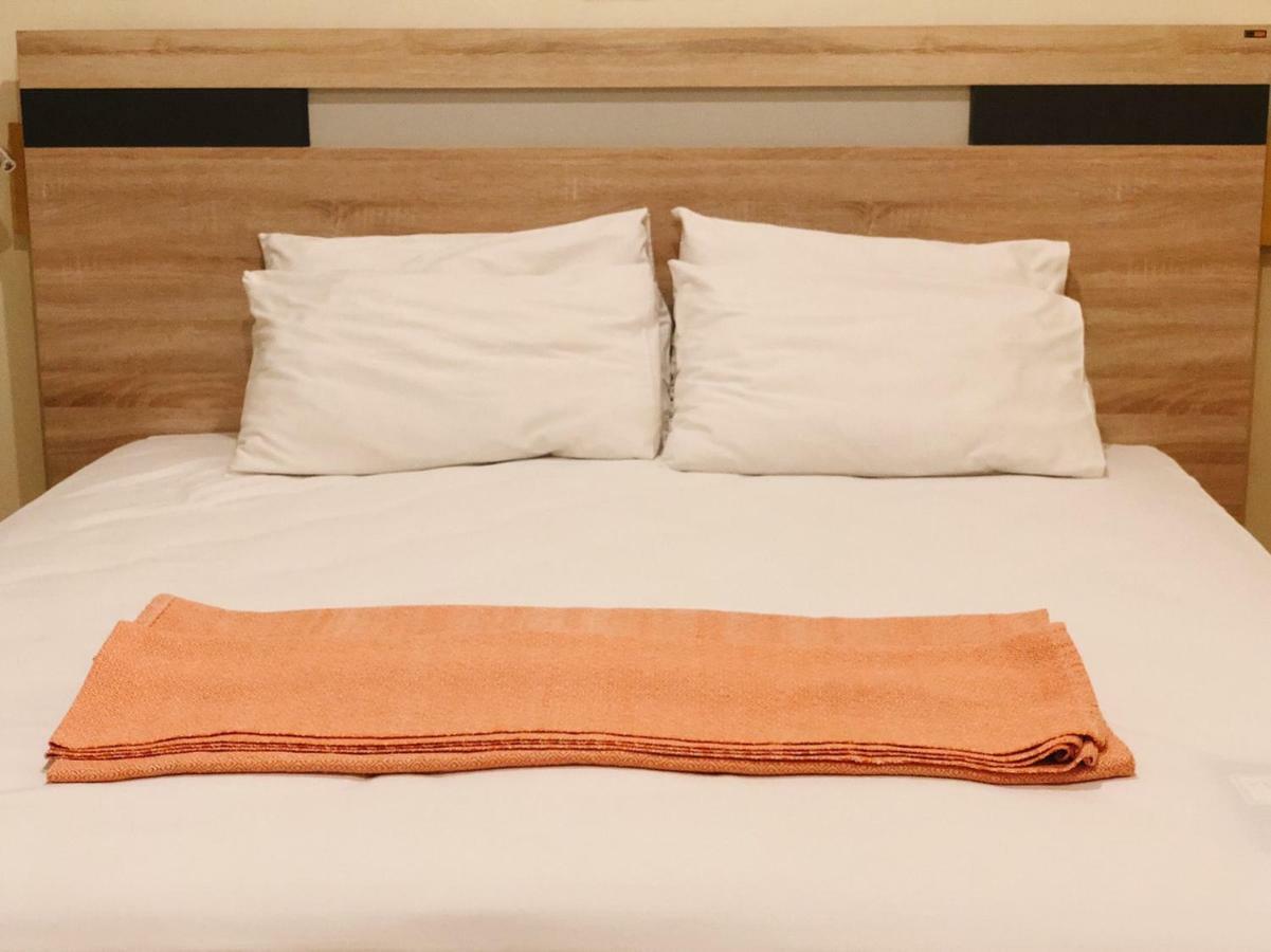 305hostel *