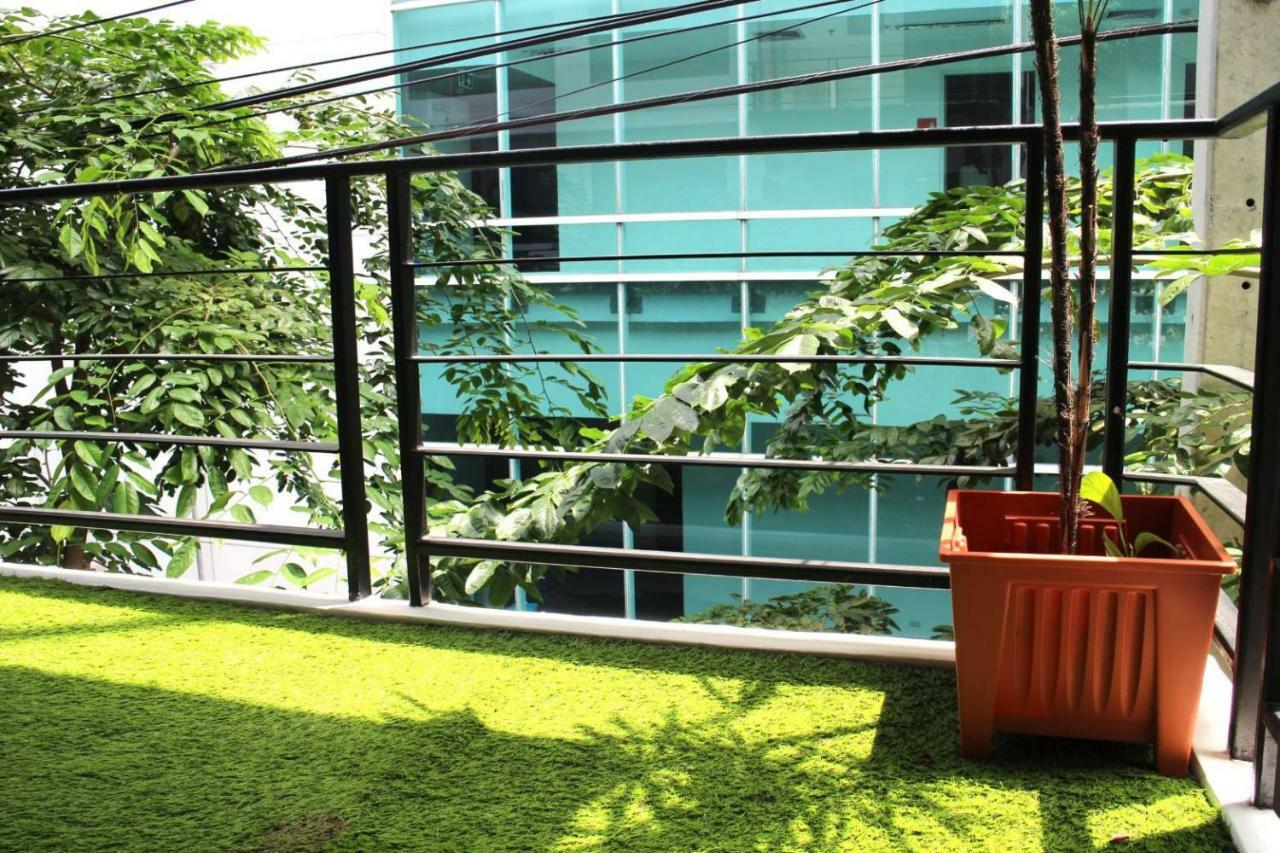 Live Like A Local In Ekkamai Bangkok
