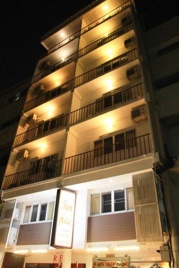 Hotel Tim Place - Bts Phra Khanong 2*