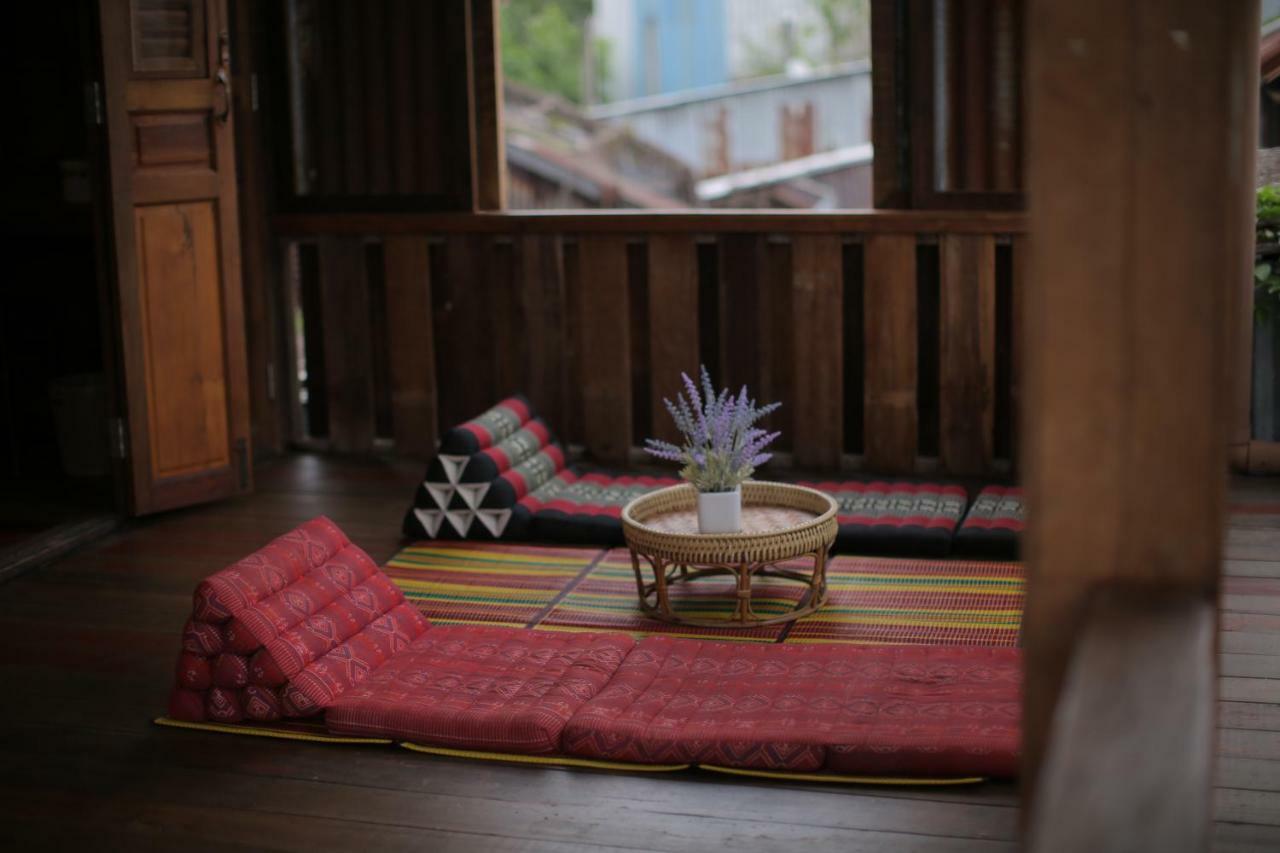 274 Bed And Brews Guest house