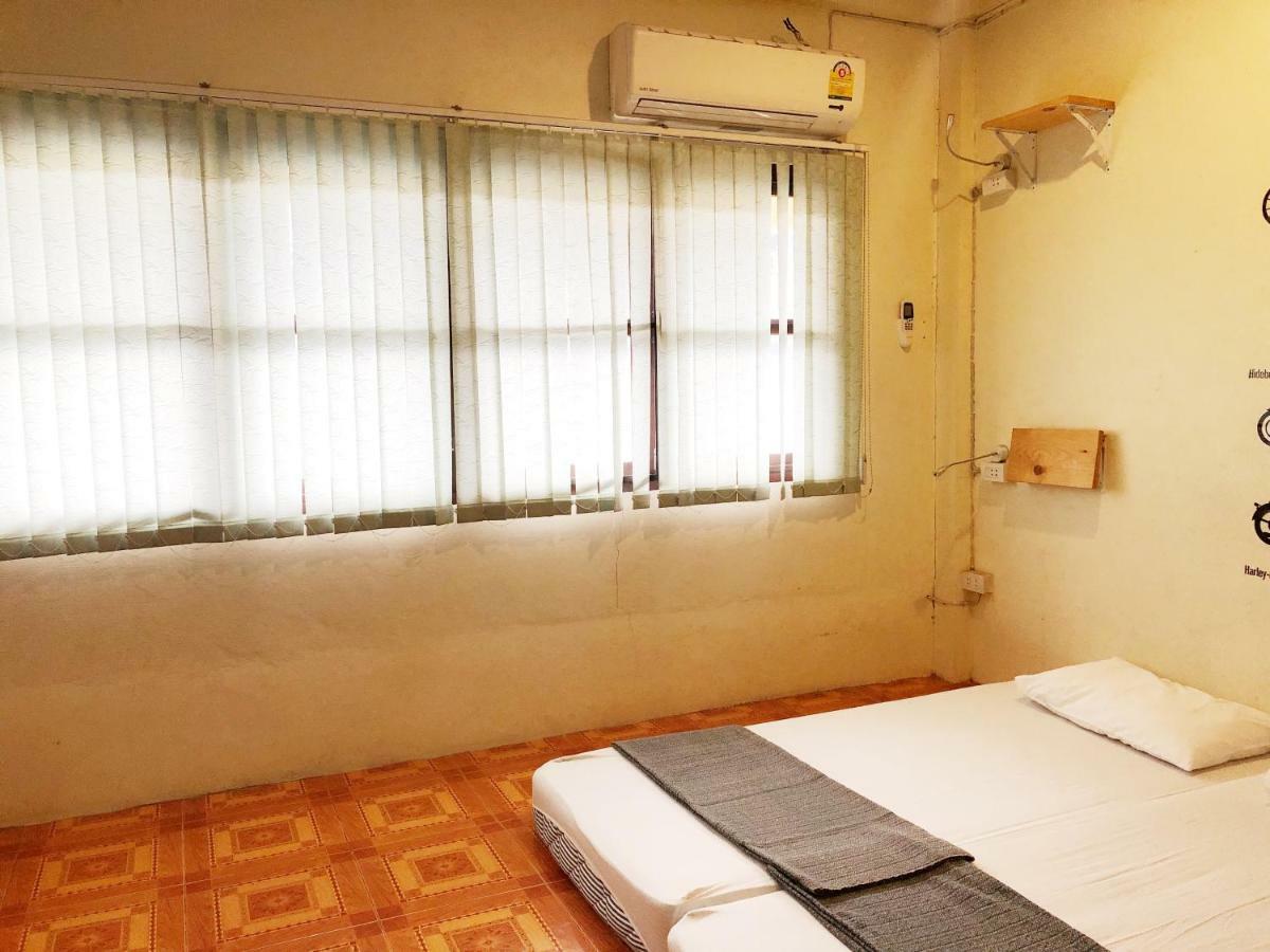 305hostel