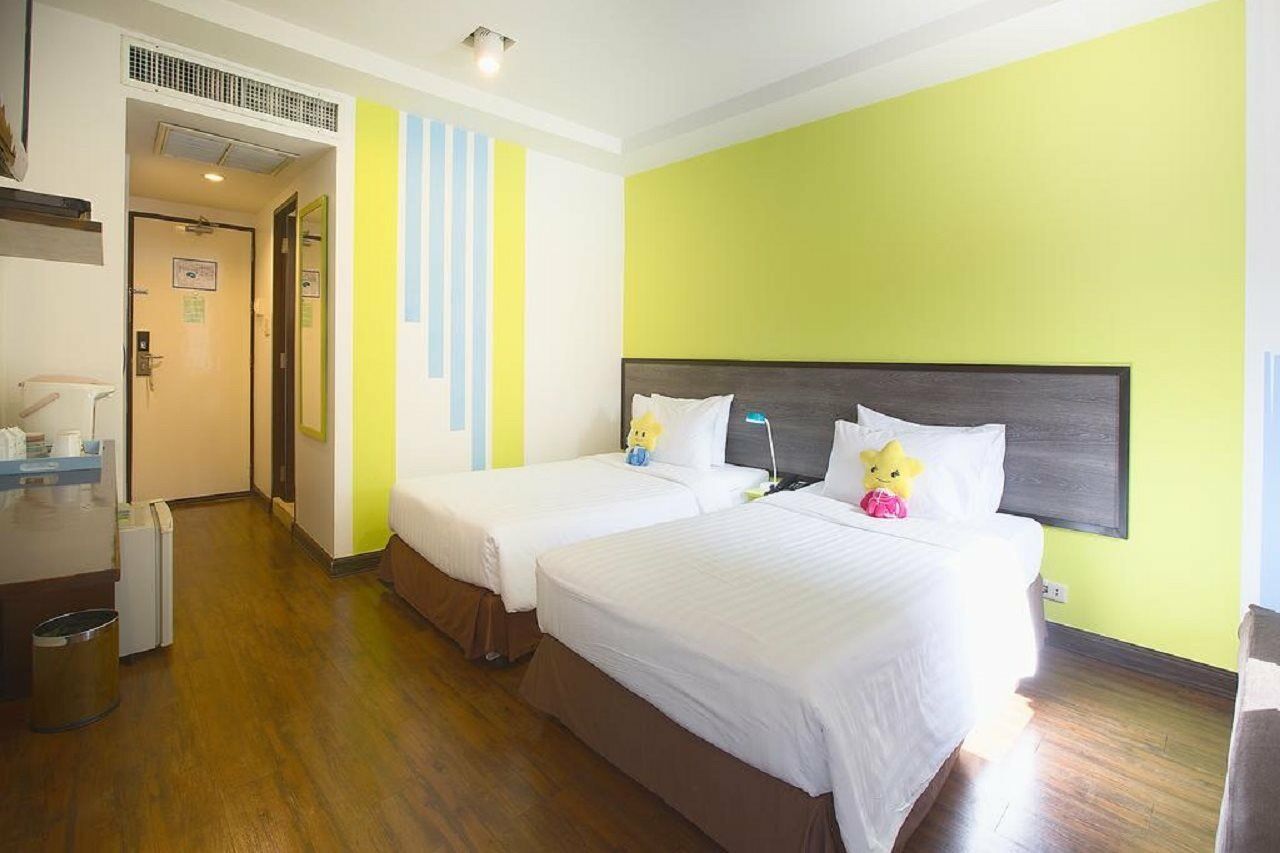 Oakwood & 4* Bangkok