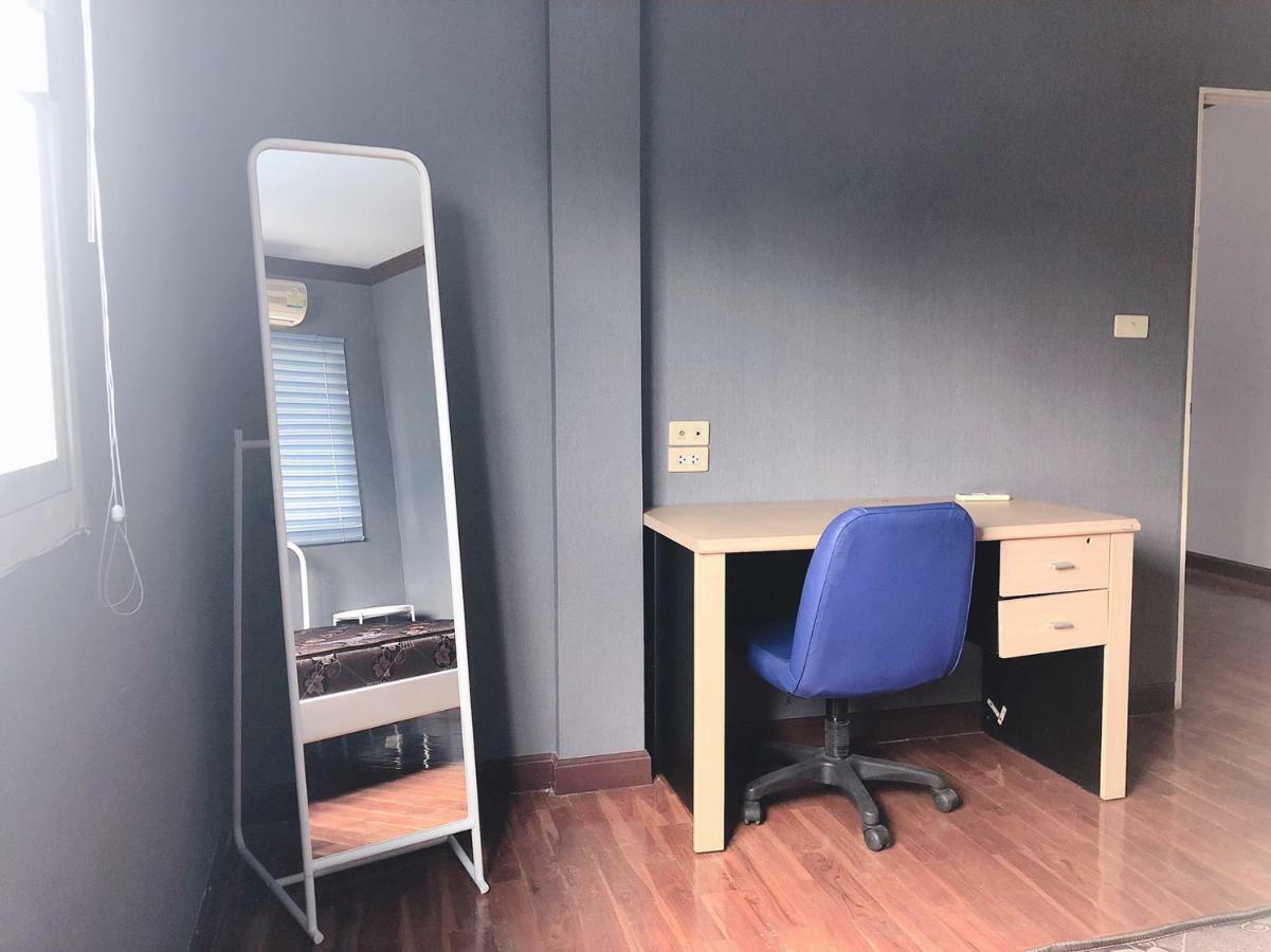Guest house 24 Donmuang Bangkok