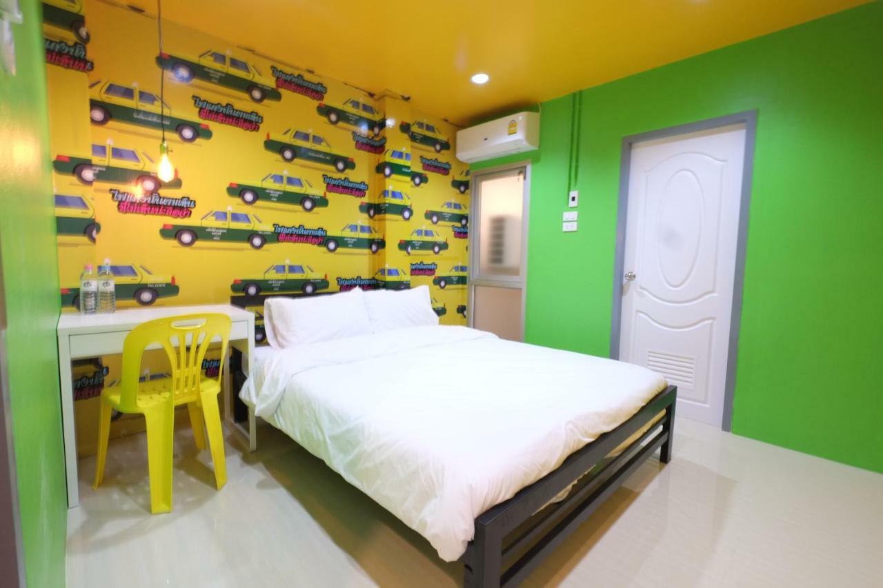 Everyday @khaosan Albergue Banguecoque