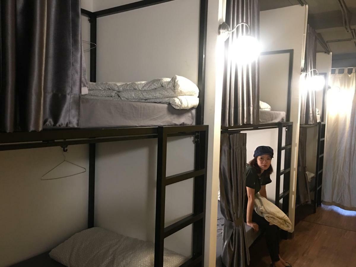 Sanookdee (adults Only) Hostel