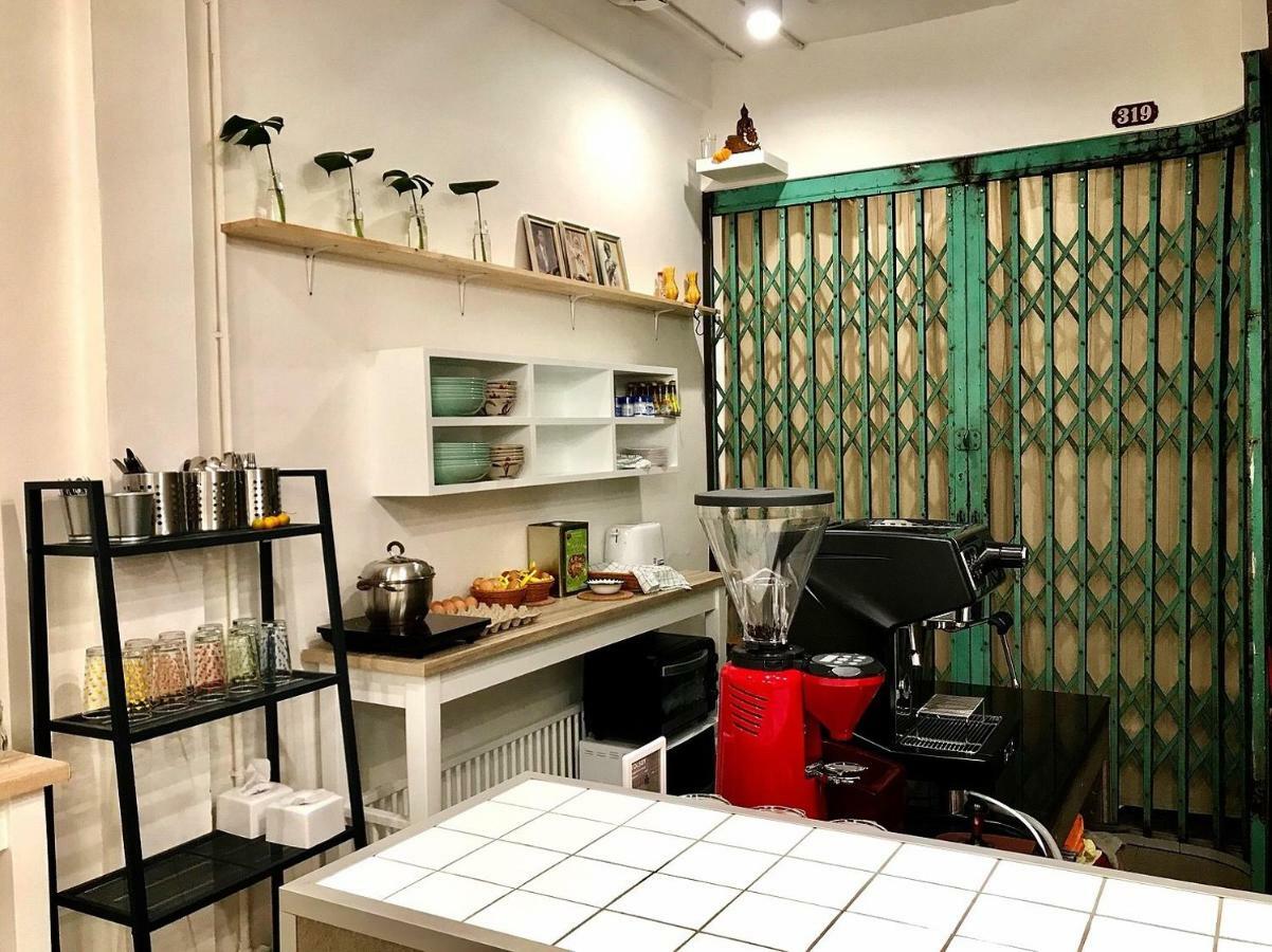 Sanookdee (adults Only) Hostel