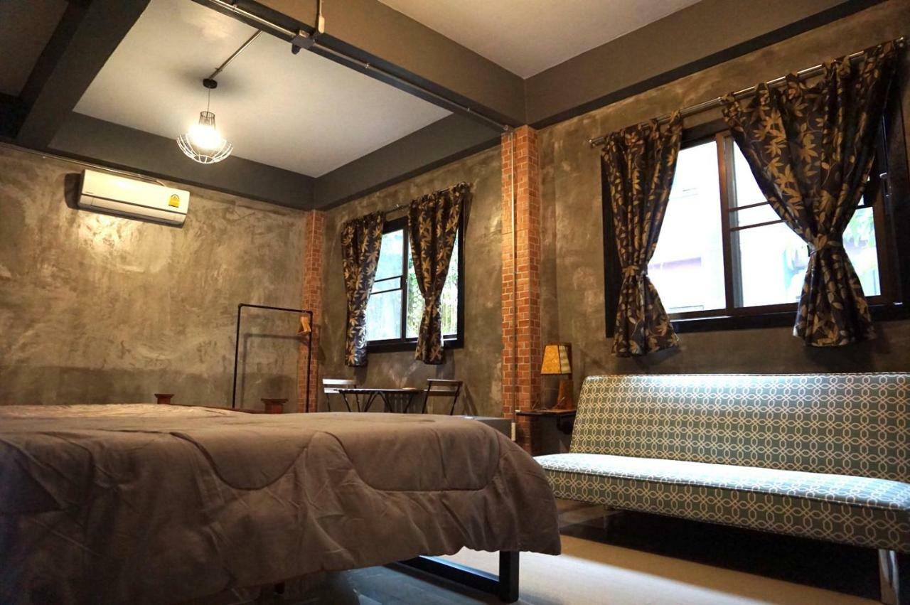 Albergue Sawatdee The Original