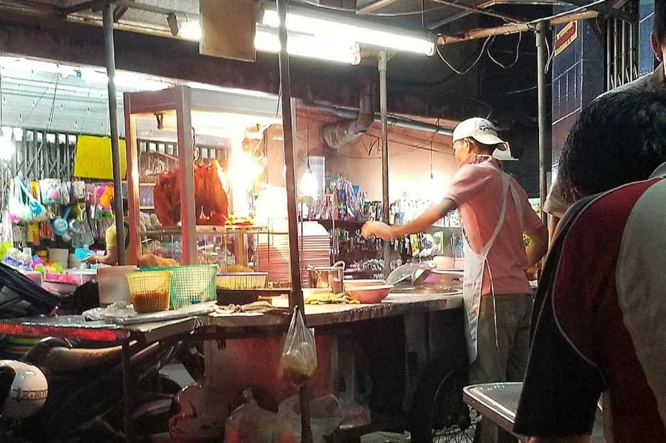 Bed & Breakfast Pimthong Place