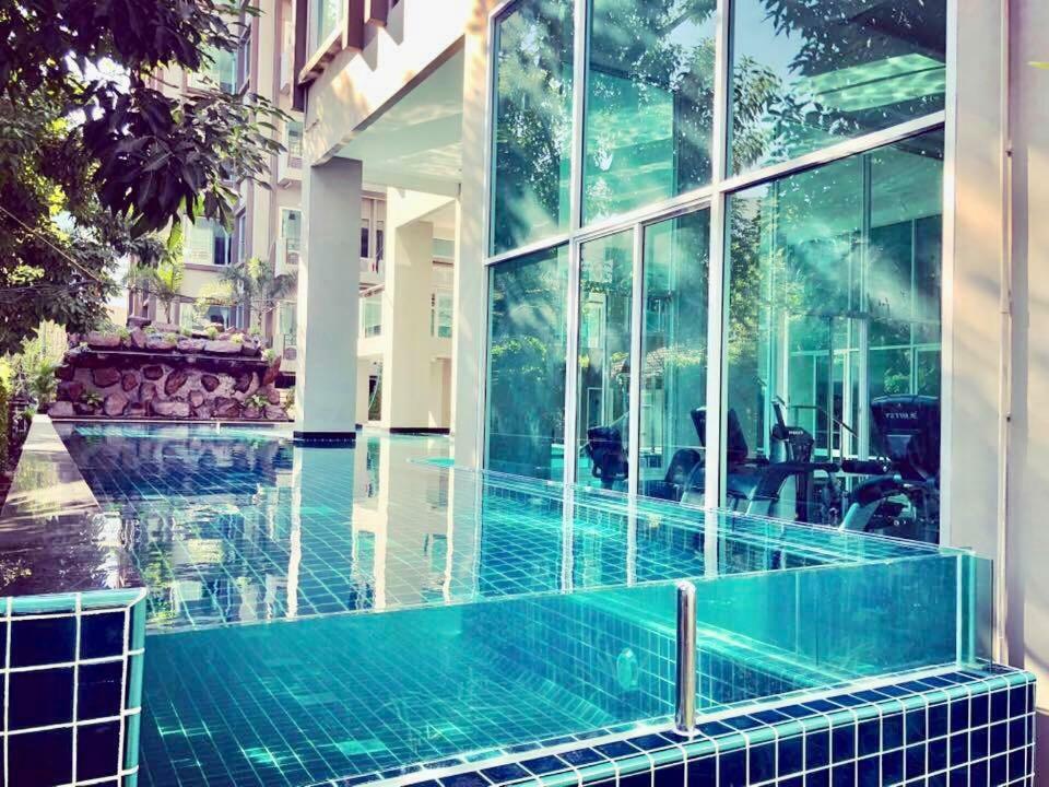 The Lux Ladprao 10 Aparthotel Bangkok