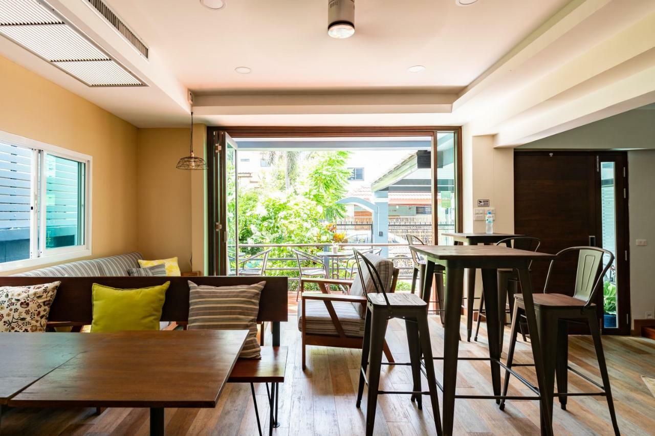 Maneeya Park Hotel 4*