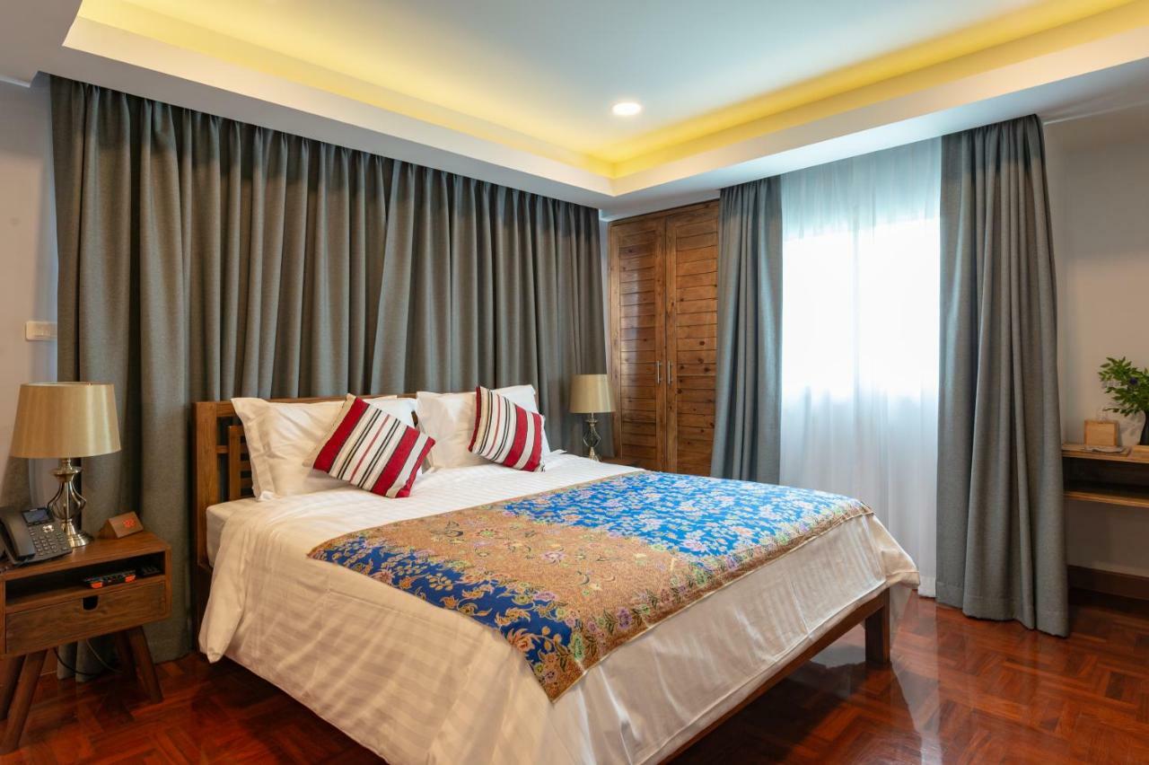 Maneeya Park Hotel 4*