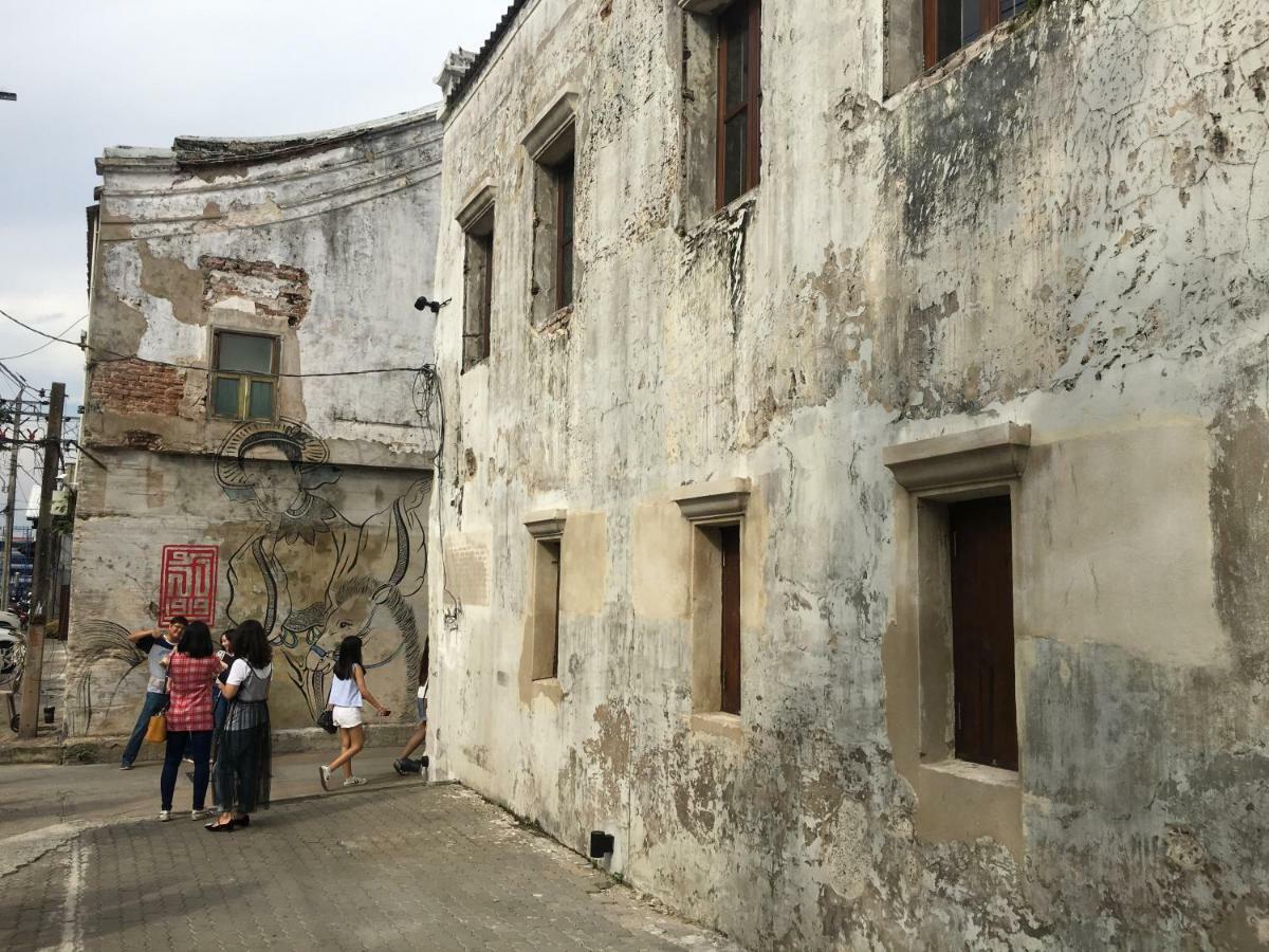 Sanookdee (adults Only) Hostel