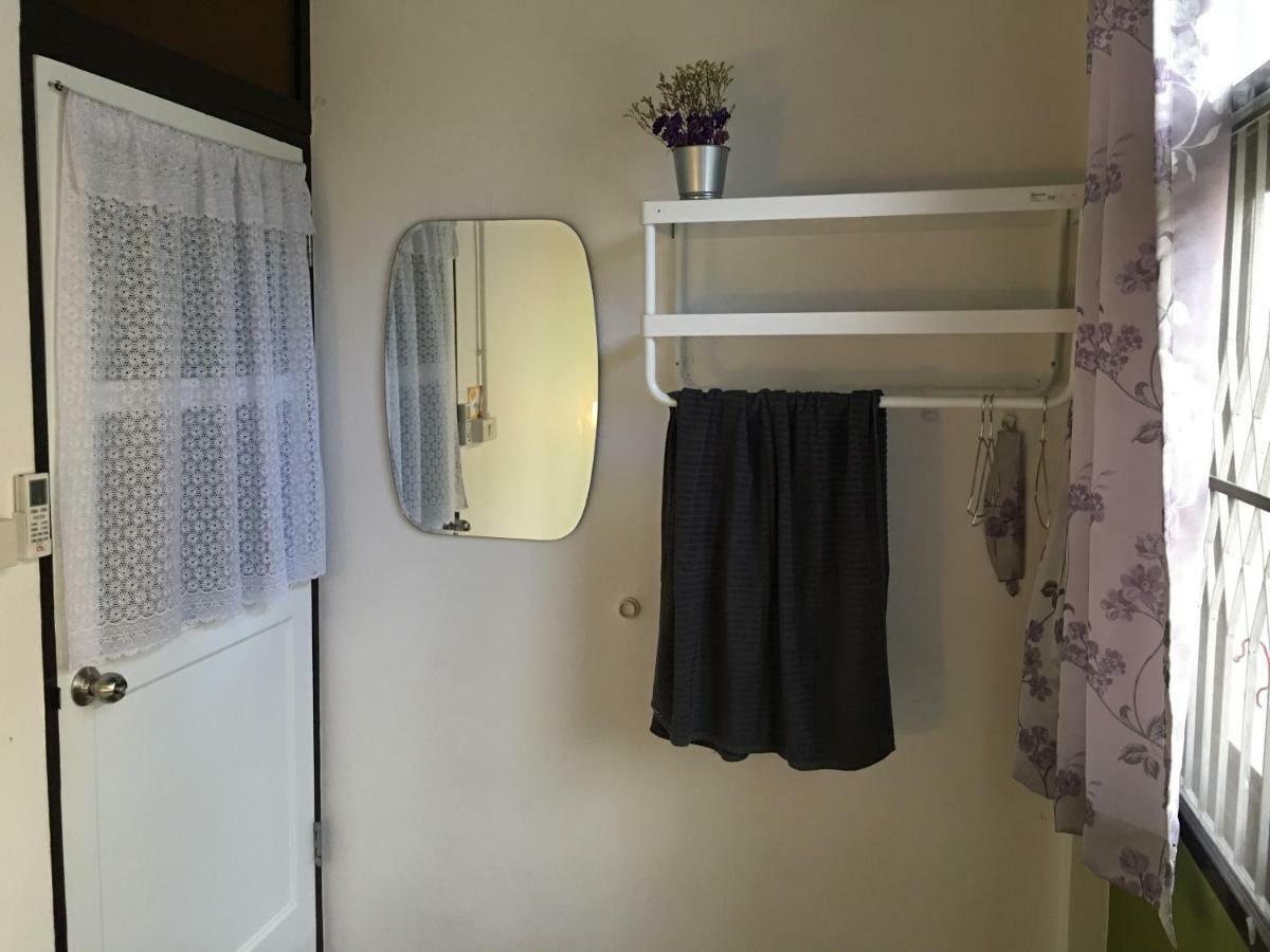 Hostel Sanookdee (adults Only) *