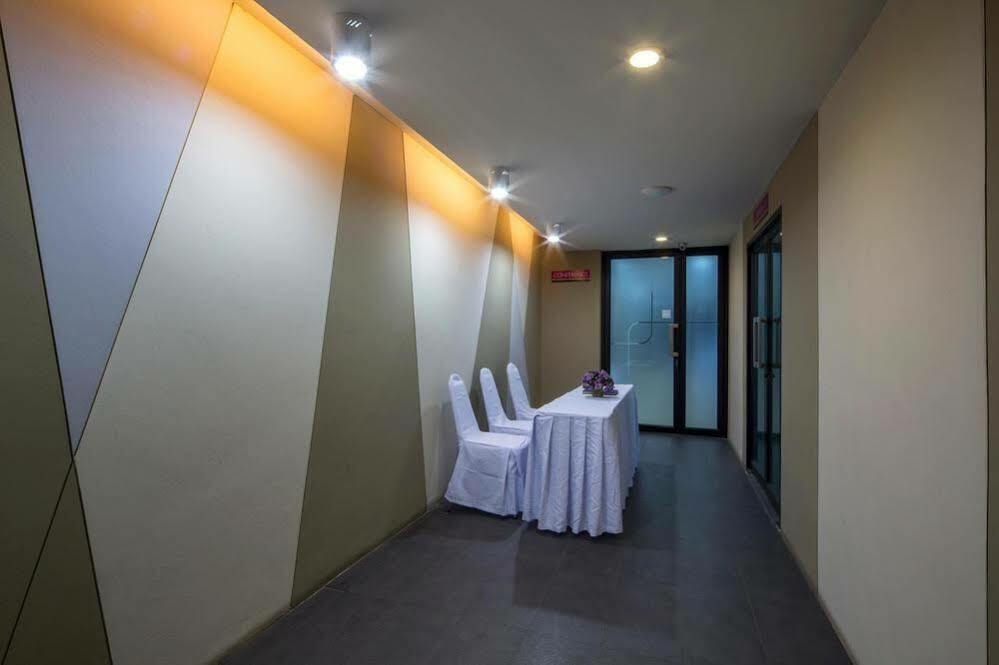Livotel Lat Phrao Hotel 4*