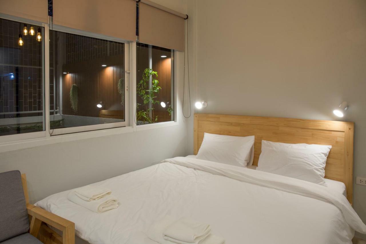 Hostel Ekanake *