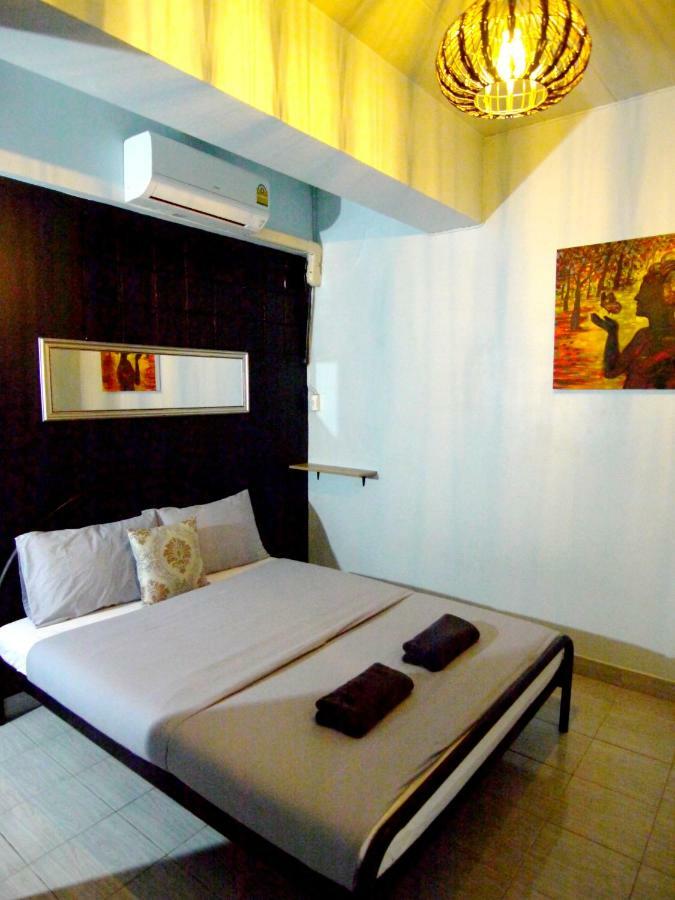 Mam's House Khaosan