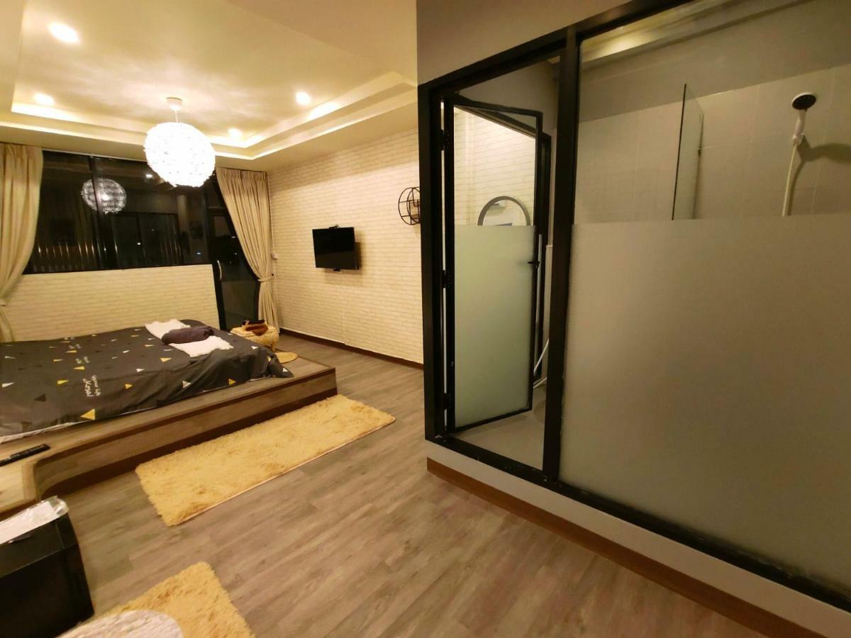Guest house Meetu曼谷市中心特色旅馆，近火车夜市，免费早餐 Bangkok